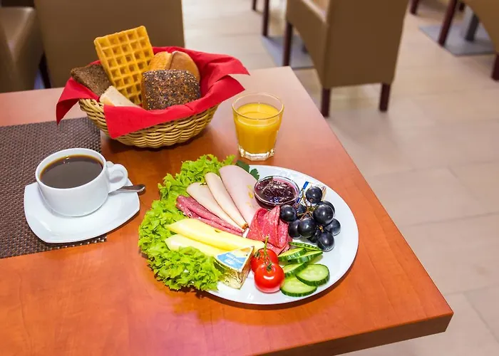 Hotel Condor 3*