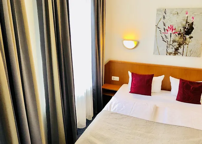 Condor 3* Hambourg