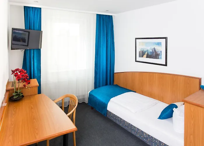 Condor Hotel 3*